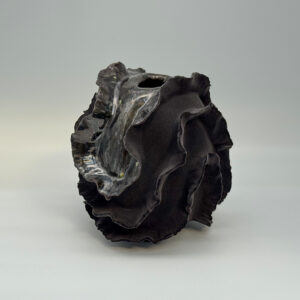 Velvet Vase 02