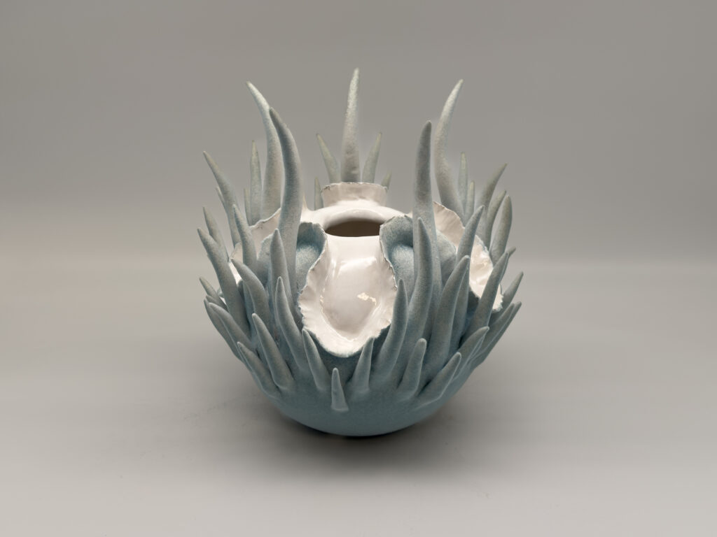 velvet-vase-10