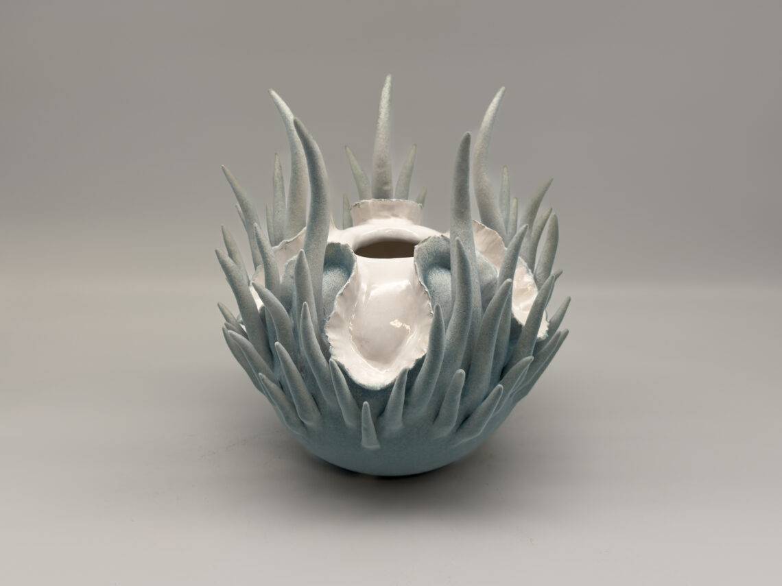 velvet-vase-10