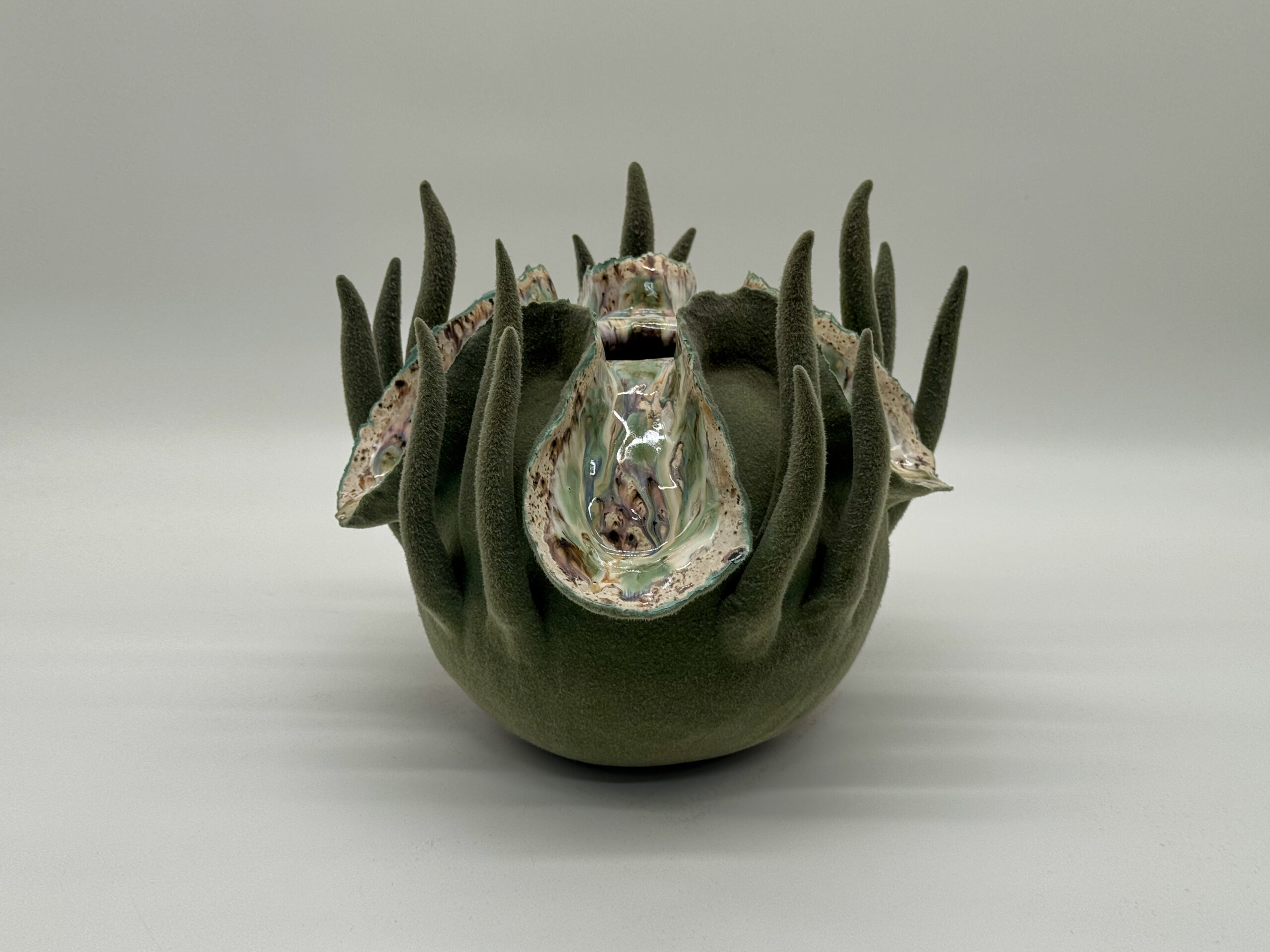 Velvet Vase 15